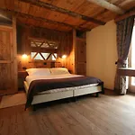 Caprice Des Neiges - 4*
