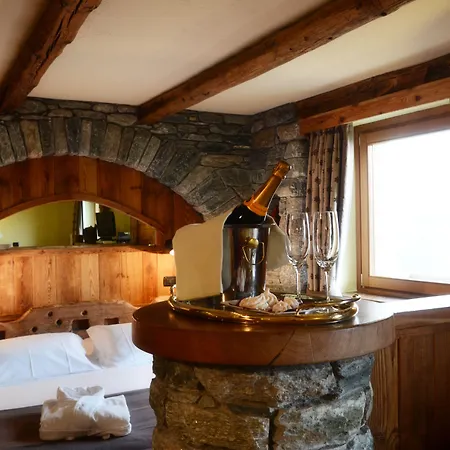 Caprice Des Neiges - 4*